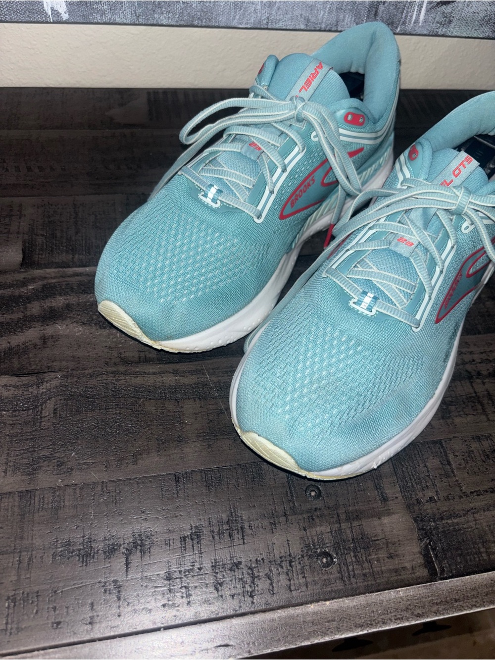 Brooks Women's Ariel GTS 23 running shoes SZ 10.5 - Picture 14 of 16